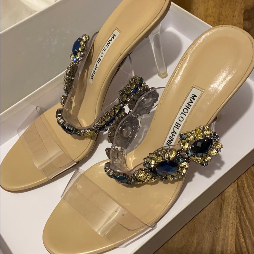 MANOLO BLAHNIK RIHANNA BAJA PRINCESS HEELS - Picture 2 of 7